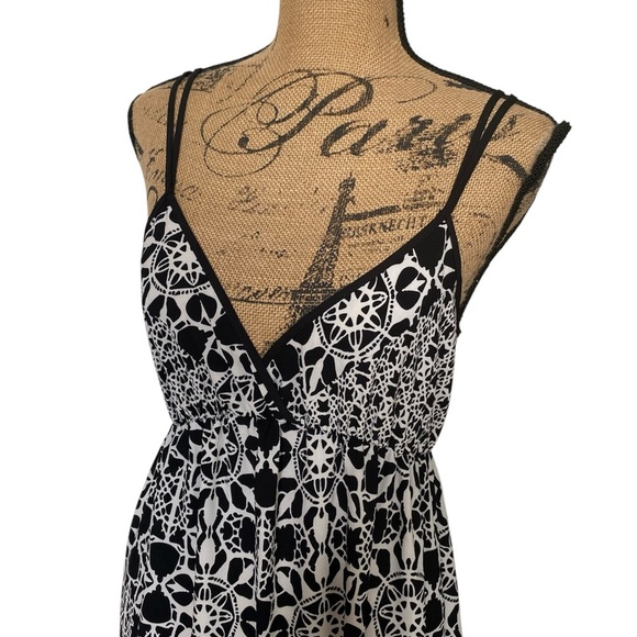 Dex Black White Graphic Print Empire Waist Sleeveless Flowy Maxi Dress Medium - Picture 2 of 14